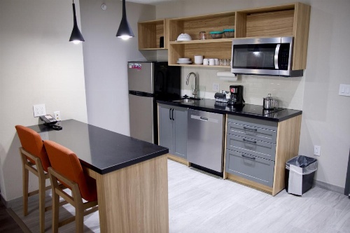 Candlewood Suites Harrisonburg image 15