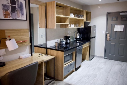 Candlewood Suites Harrisonburg image 20