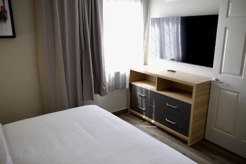 Candlewood Suites Harrisonburg image 4