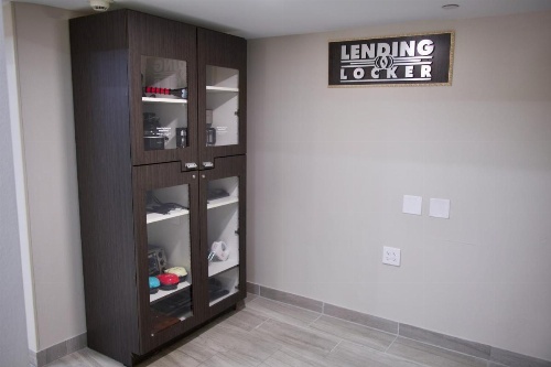 Candlewood Suites Harrisonburg image 7